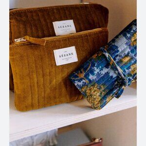 Sézane Brown Flat Pouch